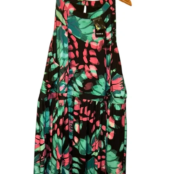 New Torrid Maxi Studio Knit Butterfly Halter Dress sun dress summer spring 4X 26 - Picture 5 of 6